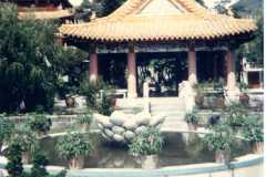 Hong-Kong-Lantau-Island-Po-Lin-Monastry-pavilion-in-grounds-525